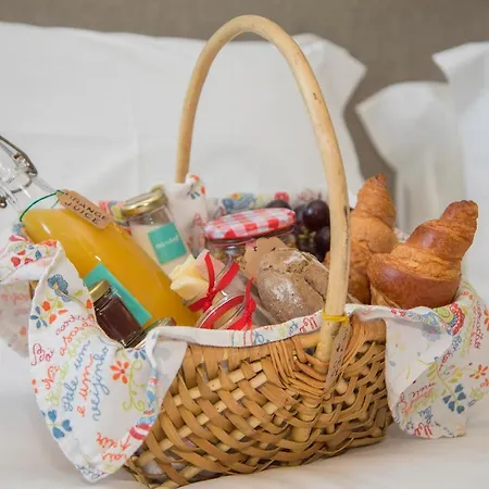 Liiiving In | Downtown Luxury