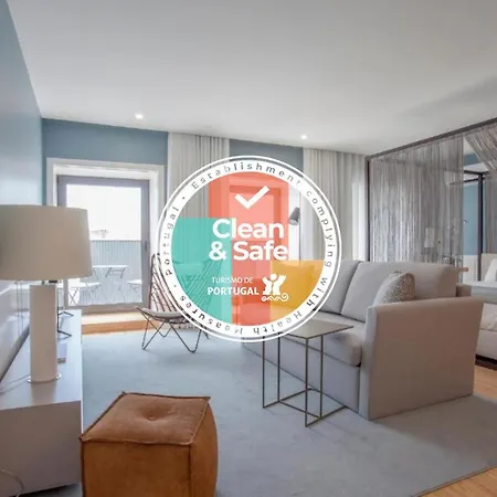 Liiiving In | Downtown Luxury Apartman *