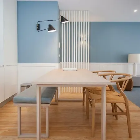 Liiiving In | Downtown Luxury Porto