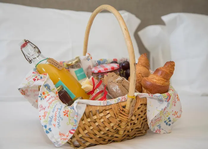 Liiiving In | Downtown Luxury