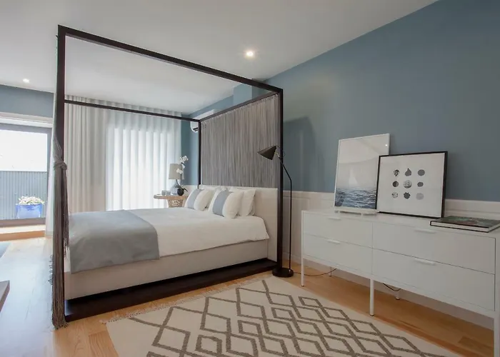 Liiiving In | Downtown Luxury Porto