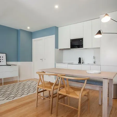 Liiiving In | Downtown Luxury